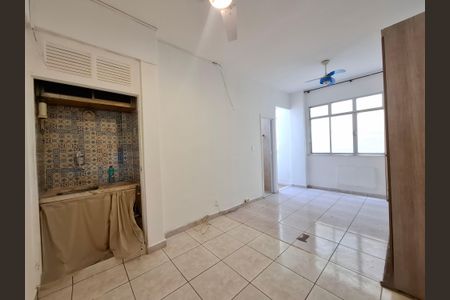 Sala/Quarto/Cozinha de apartamento para alugar com 1 quarto, 20m² em Botafogo, Rio de Janeiro