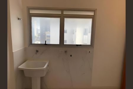 Apartamento para alugar com 4 quartos, 144m² em Sumaré, São Paulo