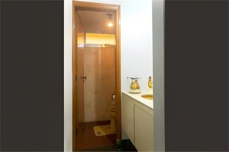 Casa à venda com 288m², 3 quartos e 2 vagas