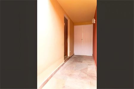 Casa à venda com 288m², 3 quartos e 2 vagas