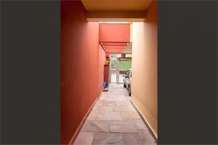 Casa à venda com 288m², 3 quartos e 2 vagas