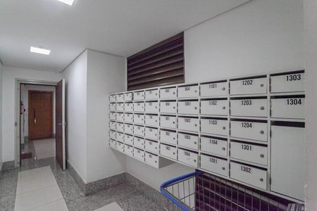 Apartamento para alugar com 55m², 2 quartos e 1 vagaHall social