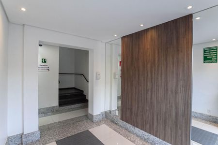Apartamento para alugar com 55m², 2 quartos e 1 vagaHall social