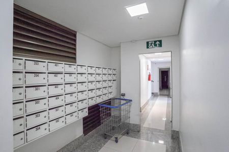 Apartamento para alugar com 55m², 2 quartos e 1 vagaHall social