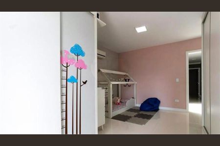 Casa à venda com 142m², 3 quartos e 3 vagas