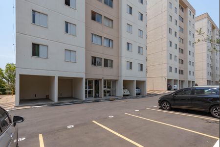 Apartamento à venda com 57m², 2 quartos e 1 vaga Apartamento à venda com 57m², 2 quartos e 1 vagaGaragens