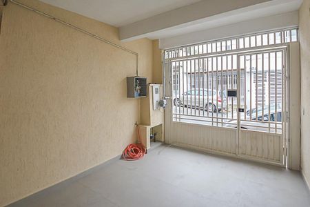 Casa à venda com 90m², 2 quartos e 1 vaga Casa à venda com 90m², 2 quartos e 1 vagaGaragem