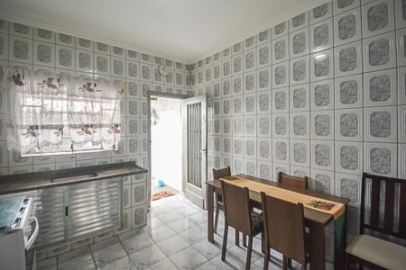 Casa à venda com 90m², 2 quartos e 1 vaga Casa à venda com 90m², 2 quartos e 1 vagaCozinha