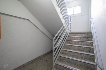 Apartamento à venda com 200m², 3 quartos e 3 vagas Apartamento à venda com 200m², 3 quartos e 3 vagasEntrada