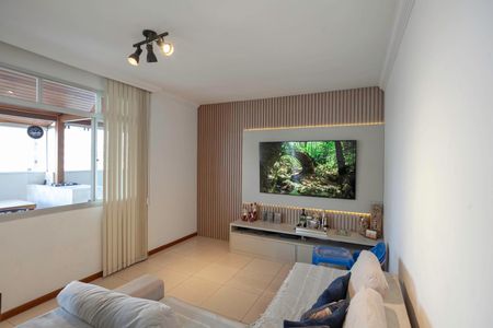 Apartamento à venda com 200m², 3 quartos e 3 vagas Apartamento à venda com 200m², 3 quartos e 3 vagasCobertura - Sala 2