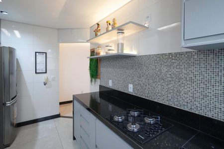 Apartamento à venda com 200m², 3 quartos e 3 vagas