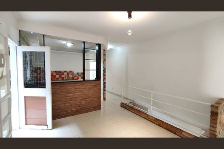 Sala de casa para alugar com 2 quartos, 120m² em Lajeado, Ferraz de Vasconcelos