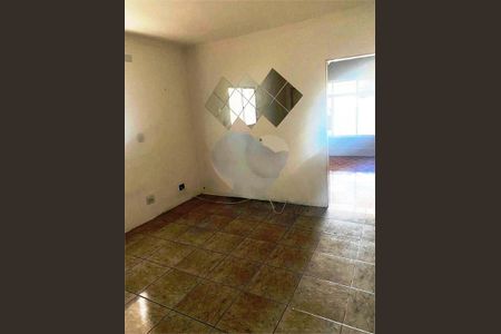 Casa à venda com 3 quartos, 113m² em Vila Ema, São Paulo