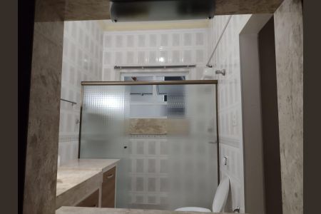 Banheiro de apartamento à venda com 2 quartos, 120m² em Centro, Jundiaí