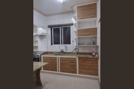 Apartamento à venda com 120m², 2 quartos e sem vaga Apartamento à venda com 120m², 2 quartos e sem vagaCozinha