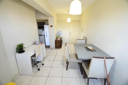 Sala de apartamento para alugar com 1 quarto, 51m² em Centro, Campinas