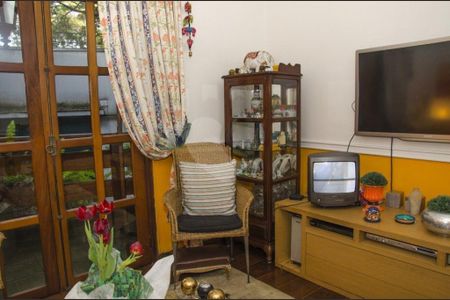 Casa à venda com 5 quartos, 362m² em Indianópolis, São Paulo