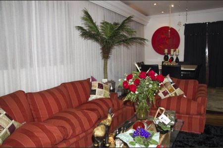 Casa à venda com 5 quartos, 362m² em Indianópolis, São Paulo