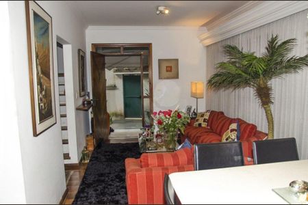 Casa à venda com 5 quartos, 362m² em Indianópolis, São Paulo