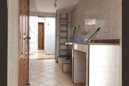 Casa à venda com 4 quartos, 113m² em Campo Belo, São Paulo