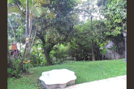 Casa à venda com 300m², 3 quartos e 5 vagas