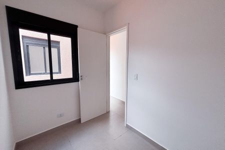Quarto 1 de apartamento para alugar com 2 quartos, 36m² em Vila Lucia, São Paulo
