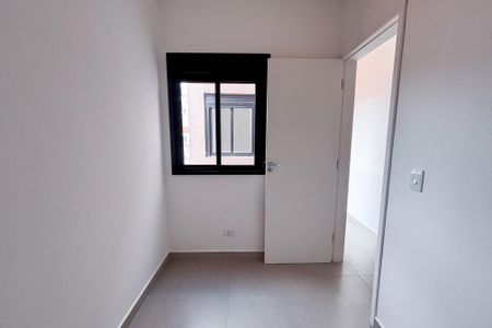 Quarto 1 de apartamento para alugar com 2 quartos, 36m² em Vila Lucia, São Paulo