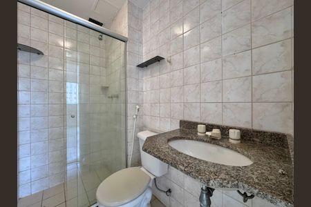 Apartamento para alugar com 70m², 2 quartos e 1 vaga Apartamento para alugar com 70m², 2 quartos e 1 vagaBanheiro Social