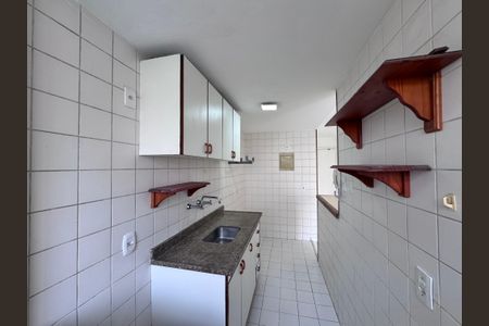 Apartamento para alugar com 70m², 2 quartos e 1 vaga Apartamento para alugar com 70m², 2 quartos e 1 vagaCozinha e Área de Serviço
