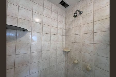 Apartamento para alugar com 70m², 2 quartos e 1 vaga Apartamento para alugar com 70m², 2 quartos e 1 vagaBanheiro Social