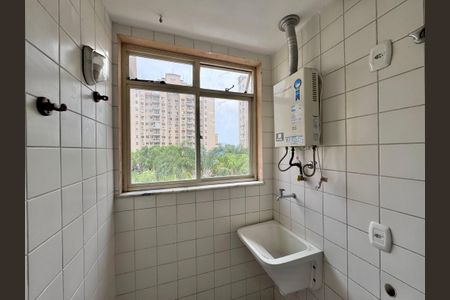 Apartamento para alugar com 70m², 2 quartos e 1 vaga Apartamento para alugar com 70m², 2 quartos e 1 vagaCozinha e Área de Serviço