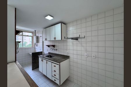 Apartamento para alugar com 70m², 2 quartos e 1 vaga Apartamento para alugar com 70m², 2 quartos e 1 vagaCozinha e Área de Serviço