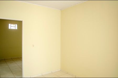 Sala de apartamento para alugar com 2 quartos, 70m² em Setor Morada do Sol, Goiânia