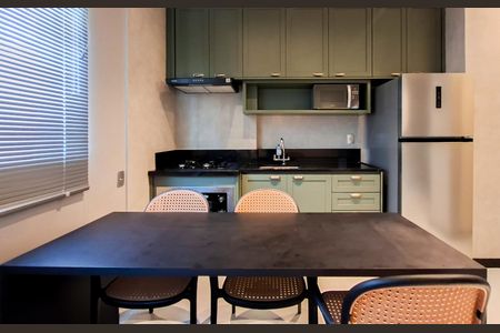 Apartamento para alugar com 39m², 1 quarto e 1 vaga Apartamento para alugar com 39m², 1 quarto e 1 vagaSala/Cozinha