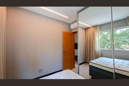 Quarto de apartamento para alugar com 1 quarto, 39m² em Lourdes, Belo Horizonte