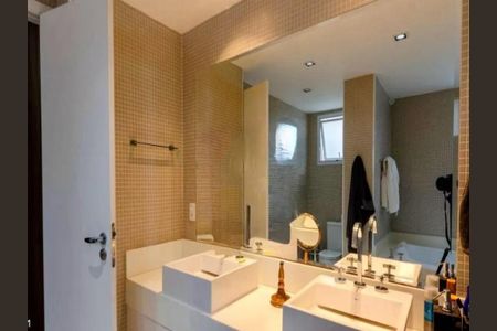 Apartamento à venda com 3 quartos, 233m² em Campo Belo, São Paulo