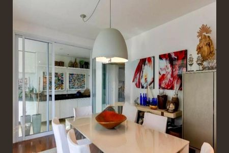 Apartamento à venda com 3 quartos, 233m² em Campo Belo, São Paulo