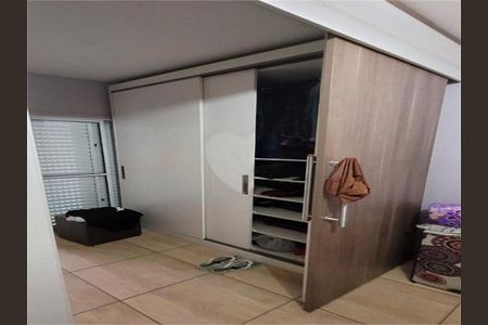 Casa à venda com 3 quartos, 105m² em Jardim Laone, São Paulo