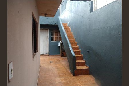 Casa à venda com 3 quartos, 1800m² em Sapopemba, São Paulo