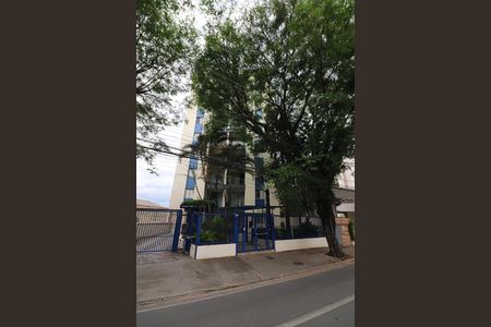 Apartamento para alugar com 70m², 2 quartos e 2 vagasFachada