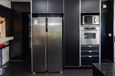 Apartamento à venda com 199m², 4 quartos e 4 vagasCozinha