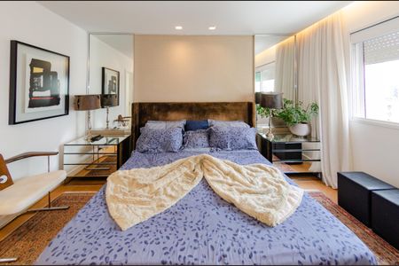 Apartamento à venda com 199m², 4 quartos e 4 vagasSuíte 2