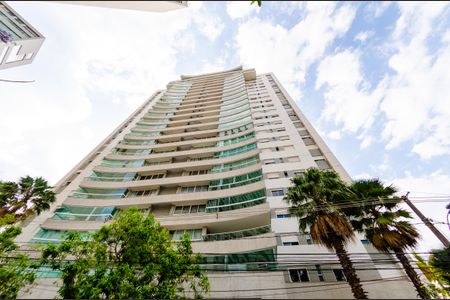 Apartamento à venda com 199m², 4 quartos e 4 vagasFachada