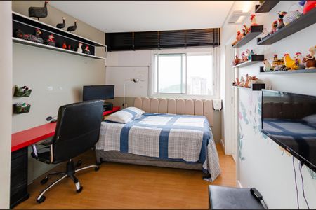 Apartamento à venda com 199m², 4 quartos e 4 vagasSuíte 1