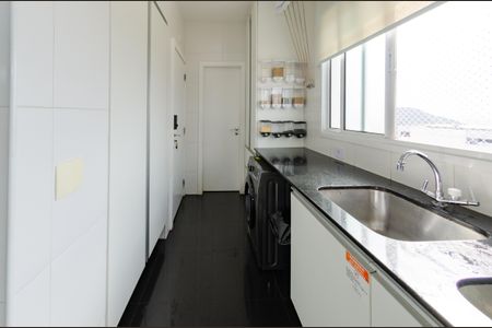 Apartamento à venda com 199m², 4 quartos e 4 vagasÁrea de serviço