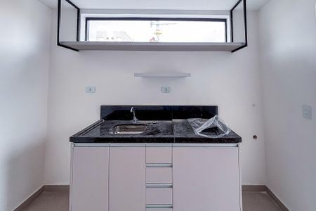 Sala/Cozinha de apartamento para alugar com 1 quarto, 28m² em Vila Lucia, São Paulo