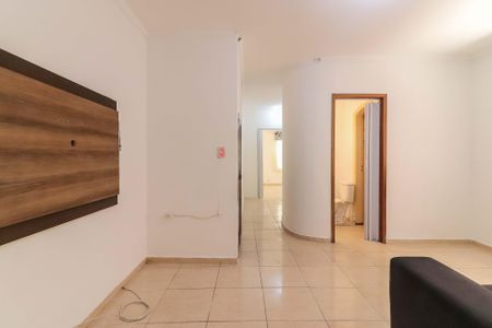 Sala de casa para alugar com 2 quartos, 45m² em Jardim Celeste, São Paulo