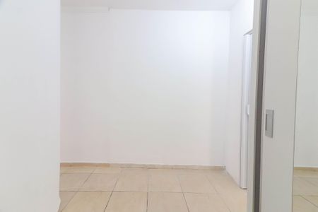 Quarto 2 de casa para alugar com 2 quartos, 45m² em Jardim Celeste, São Paulo