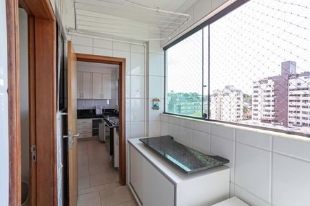 Apartamento à venda com 364m², 4 quartos e 4 vagasÁrea de serviço 