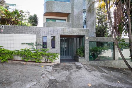 Apartamento à venda com 364m², 4 quartos e 4 vagasFachada